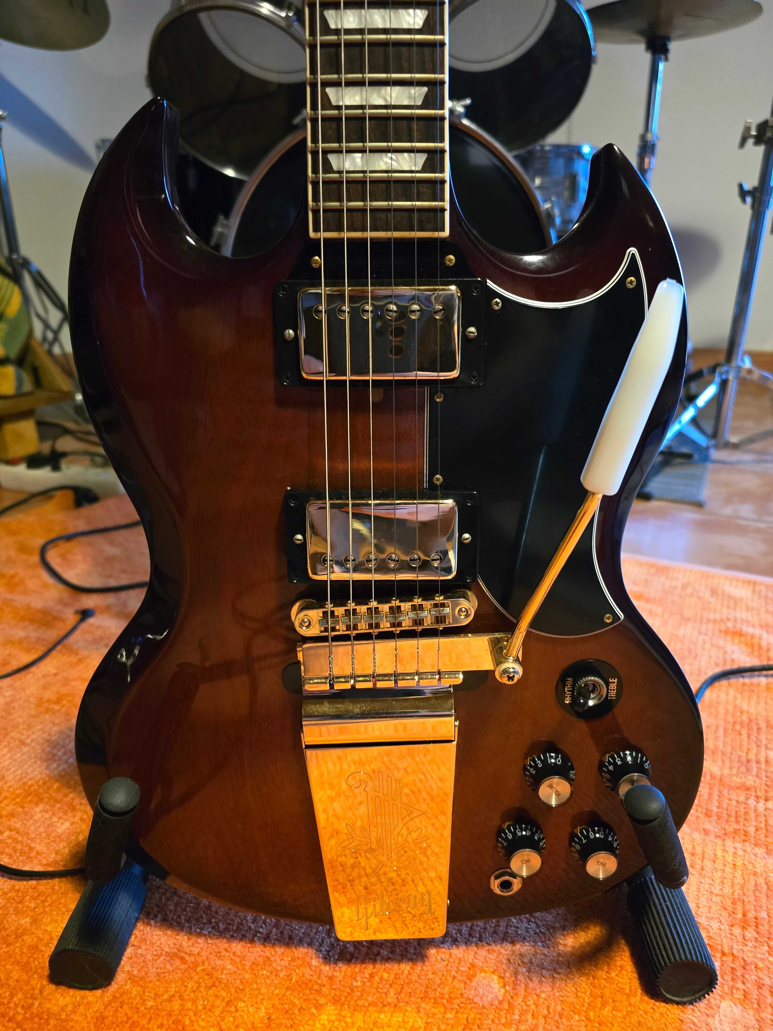 Gibson SG Standard.