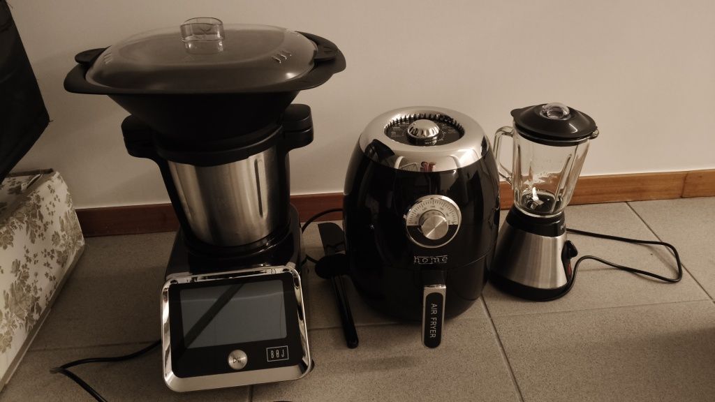 Conjunto robôs de cozinha