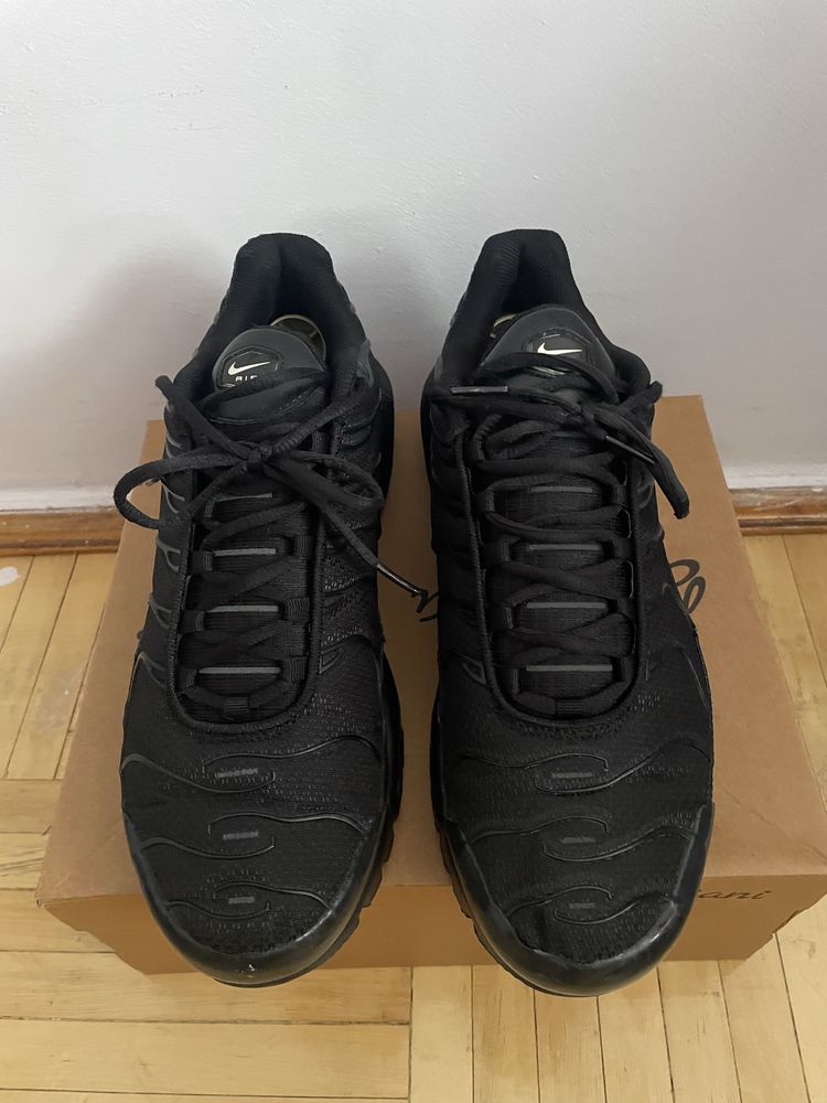 Кросівки оригінальні Nike Air Max Plus