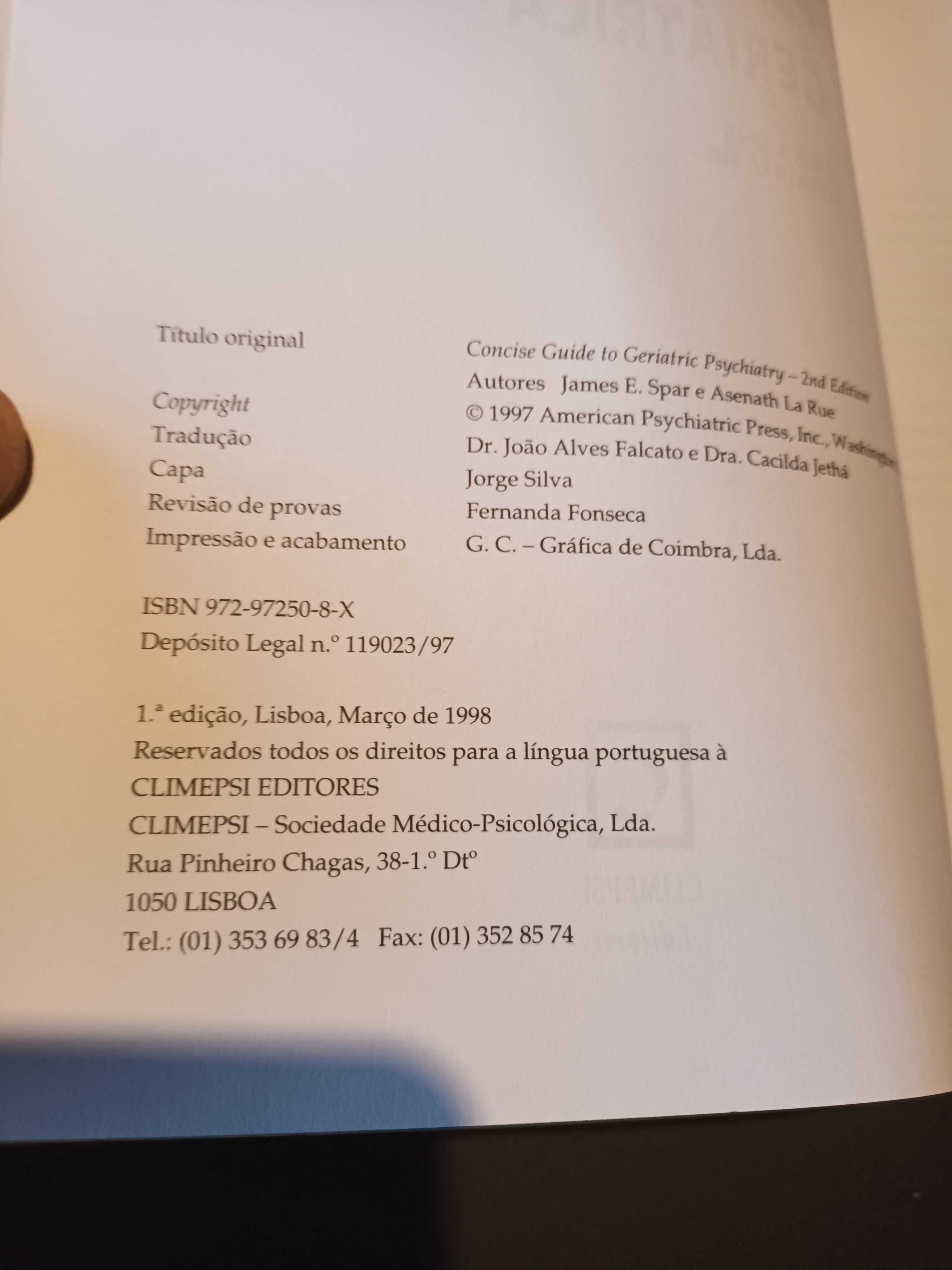 "Guia de Psiquiatria Geriátrica" por James Spar e Asenath la Rue