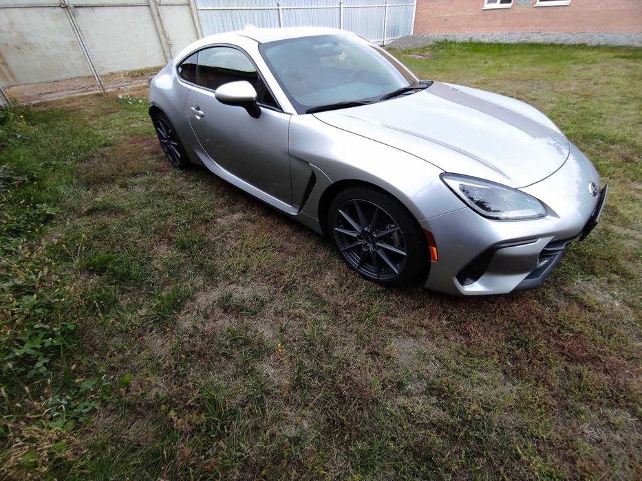 SUBARU BRZ СУБАРУ БРЗ 11/22 г.в. проб. 2764км. Сост. нового авто.