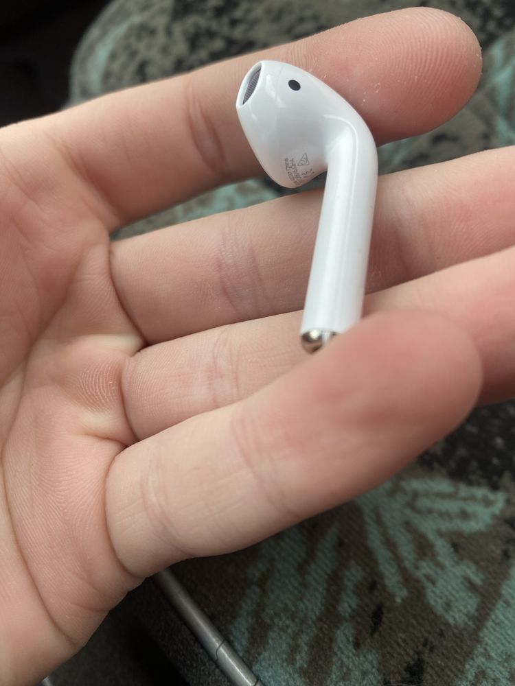 Навушники AirPods 2