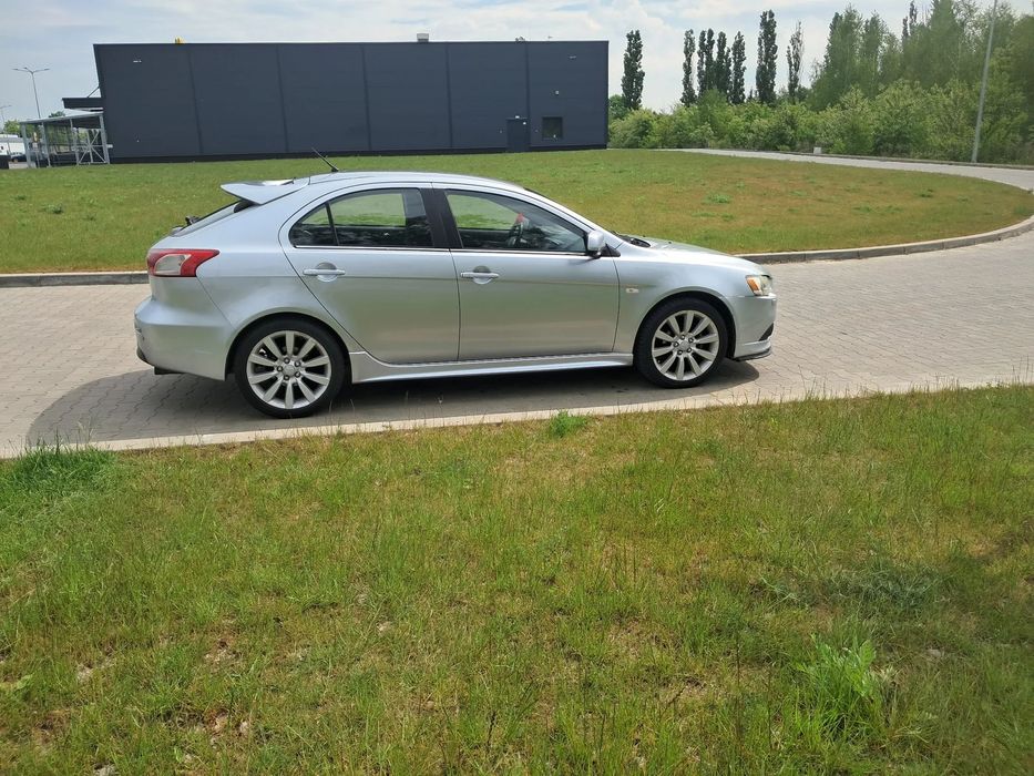 Mitsubishi Lancer Mitsubishi Lancer