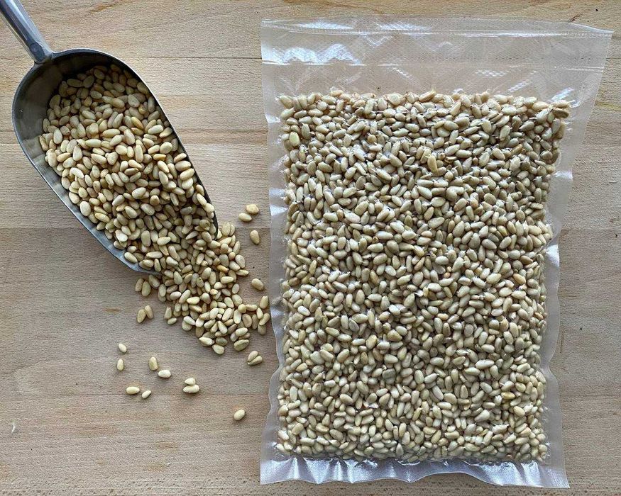 Кедровий горіх сирий / Кедровый орех сырой 0,5 кг - 750 грн