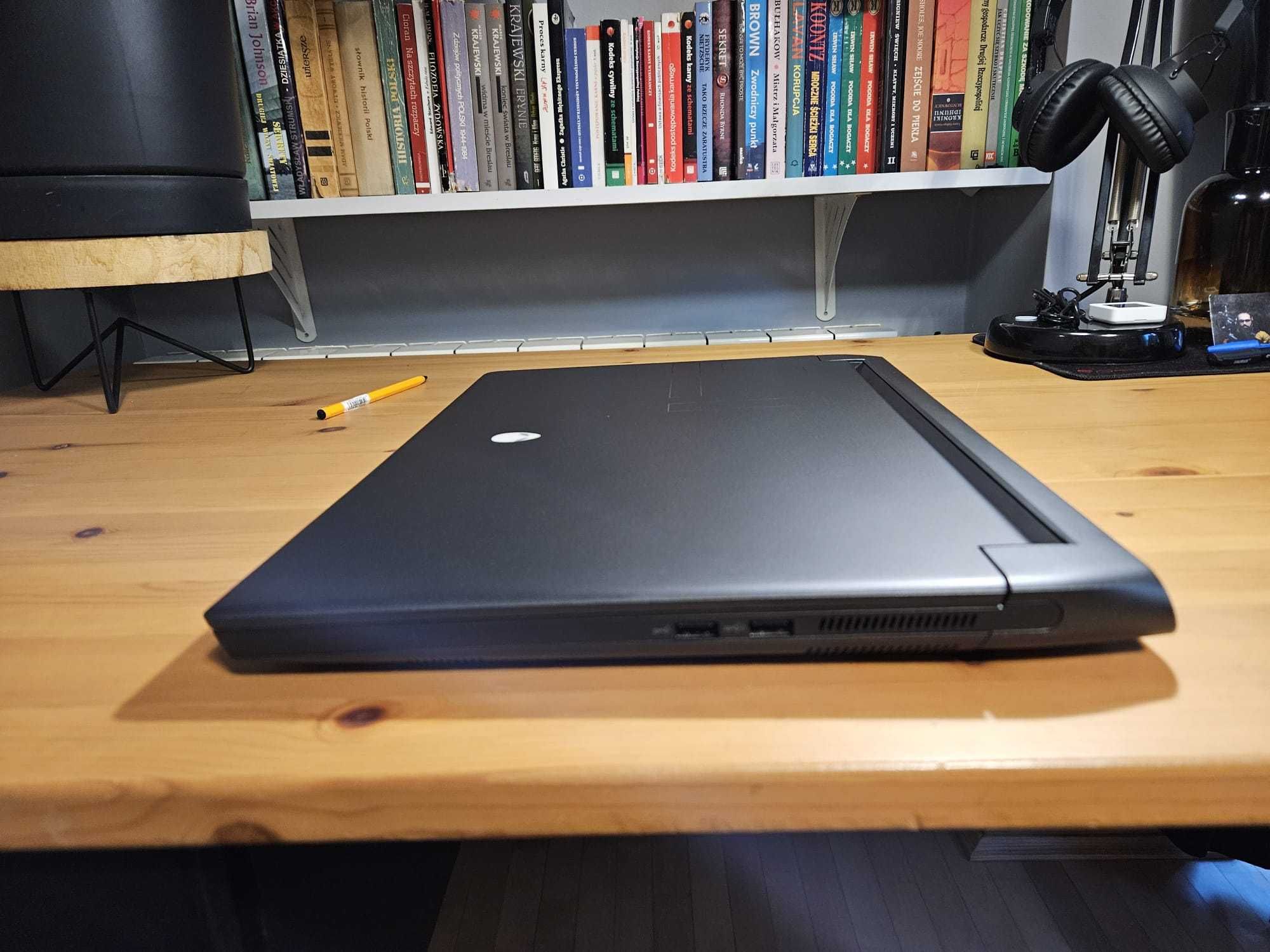Dell Alienware M17 R5 / RTX 3070Ti / Ryzen 7 6800H / 32 GB RAM G-SKILL