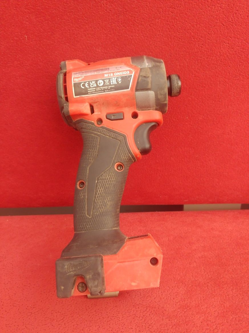Zakretarka milwaukee ONEID3