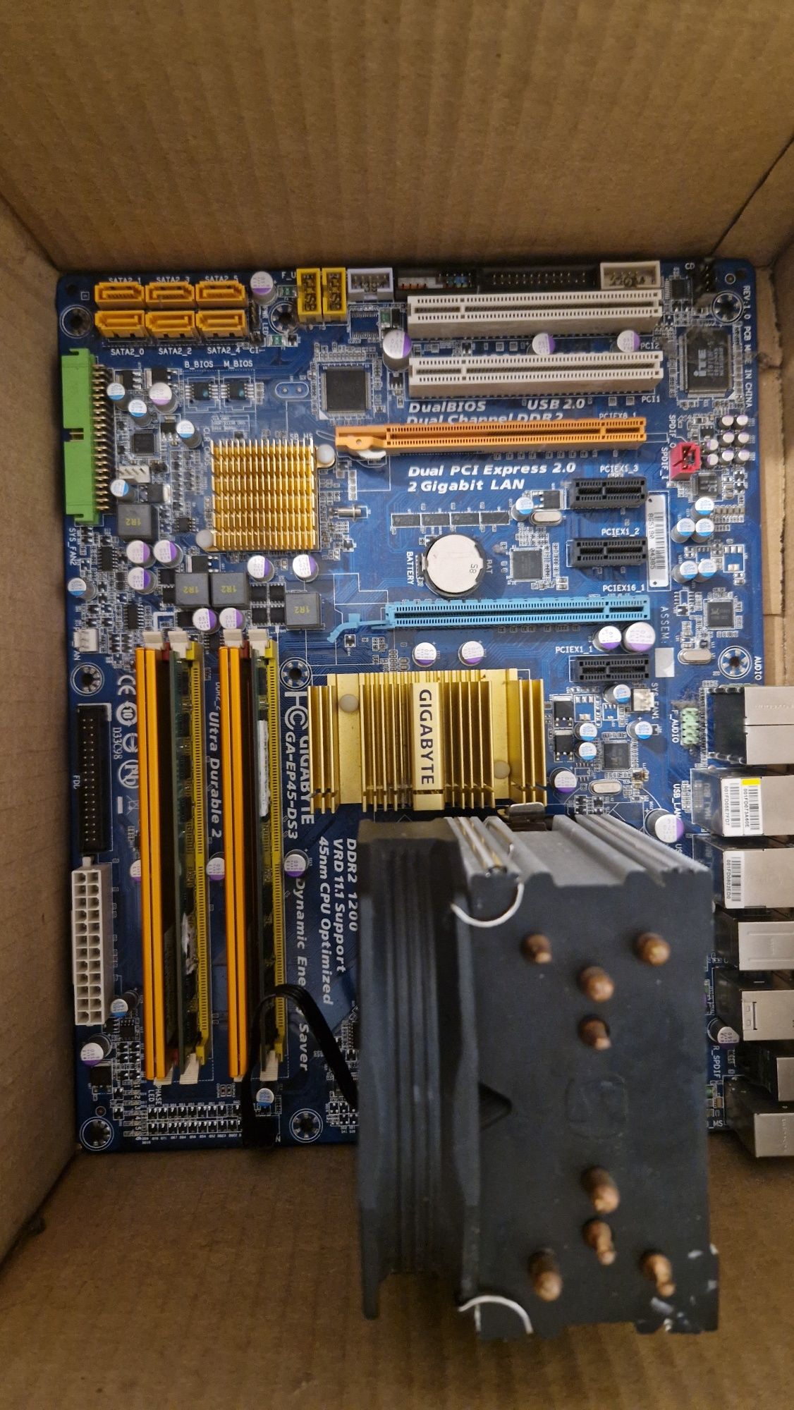 Zestaw Płyta Gigabyte GA EP45 DS3, Intel Core 2 quad q9550, 6gb Ram