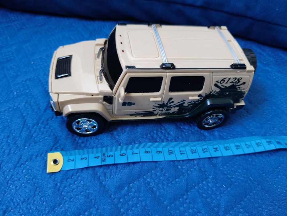 Samochód robót 2 w 1 Transformers autko terenowe Hammer