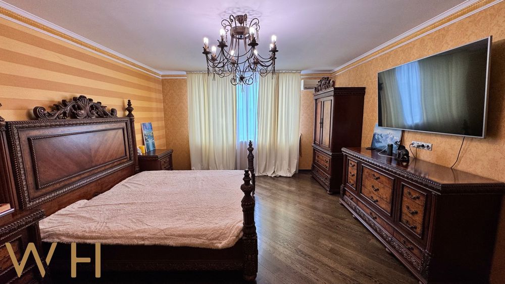 Продаж пентхаусу 239m² 5 кім. Вул. Срібнокільська 22, Осокорки Позняки