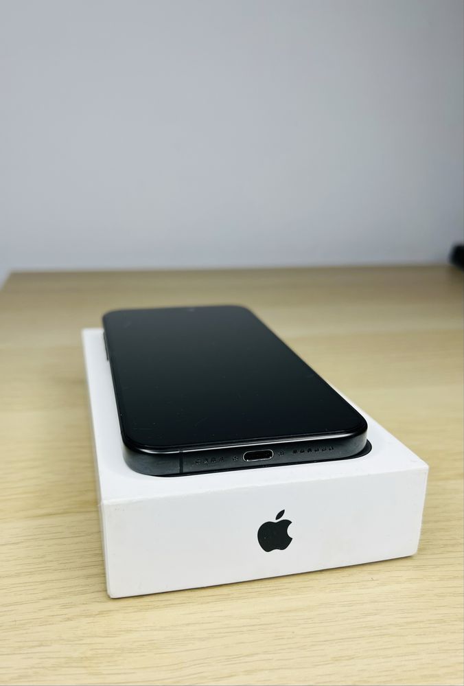 Iphone 15 pro max 256gb black 92% bateria