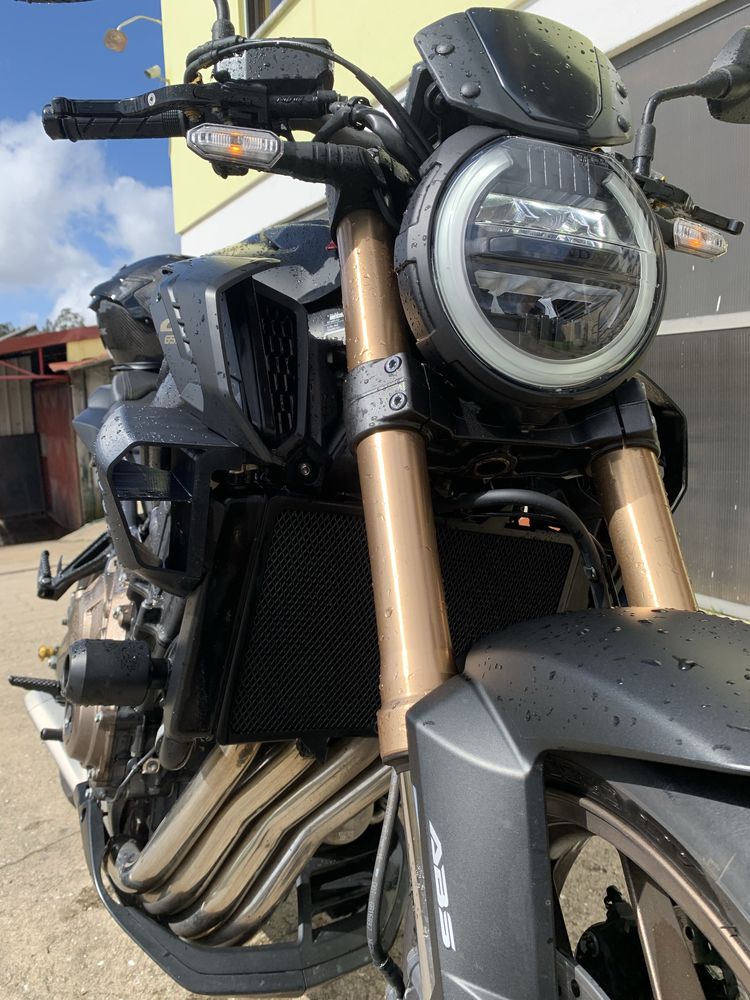 HONDA CB650R 2021- Muitos extras