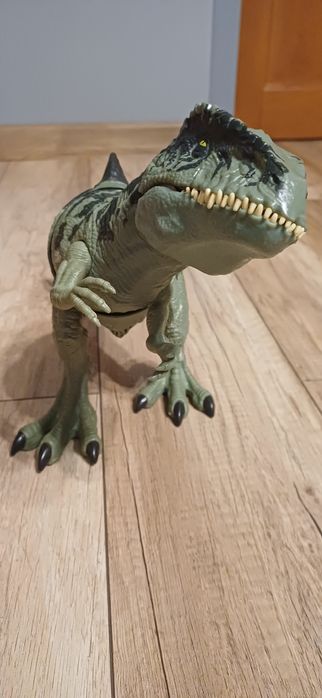 Sprzedam dinozaura Jurasic World Gigantos