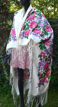 Огромный украинский платок в бежево розовых тонах, с бахромой #1