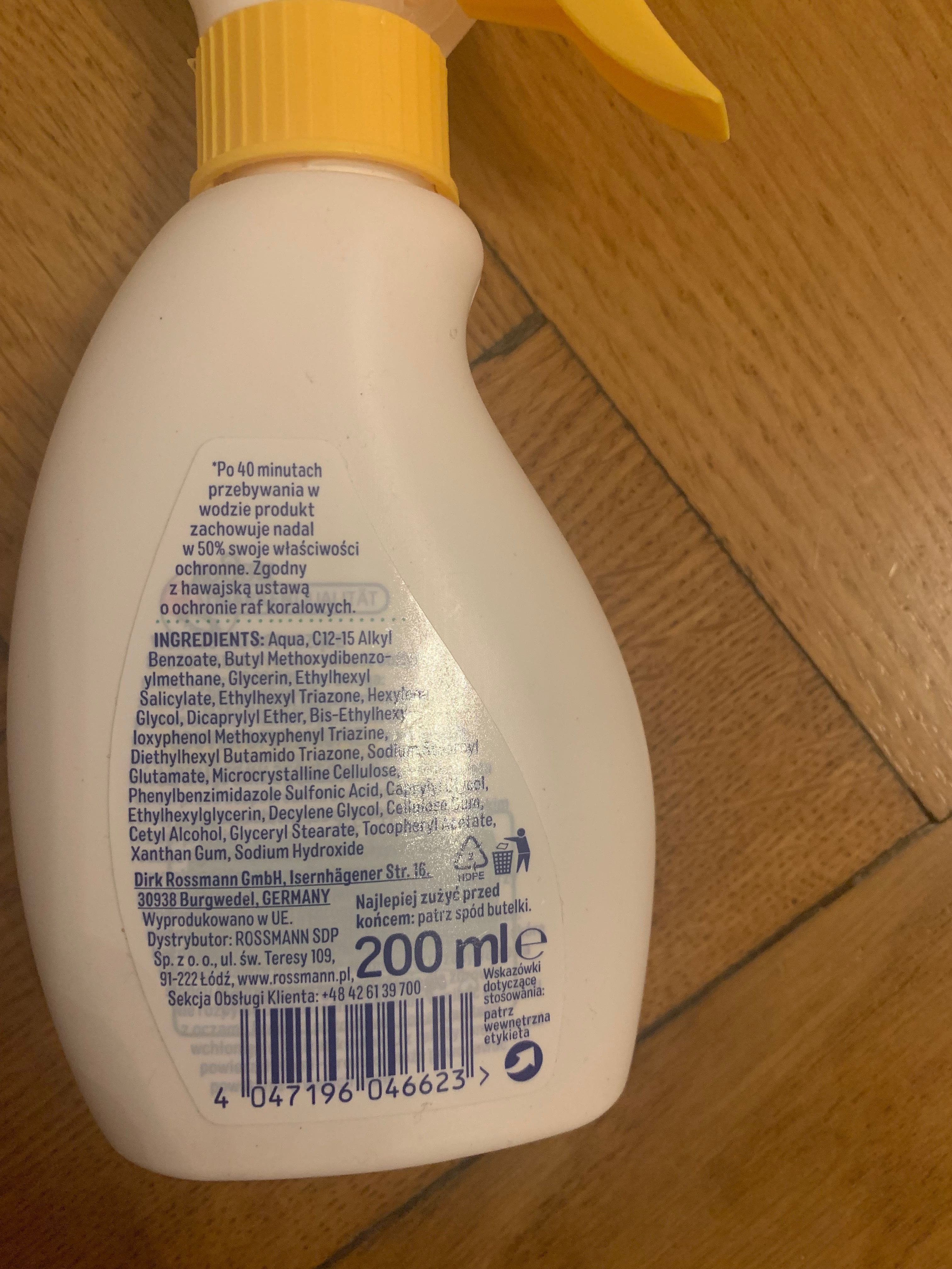BABYDREAM Extra Sensitive
Spray do opalania dla małych dzieci spf 50+