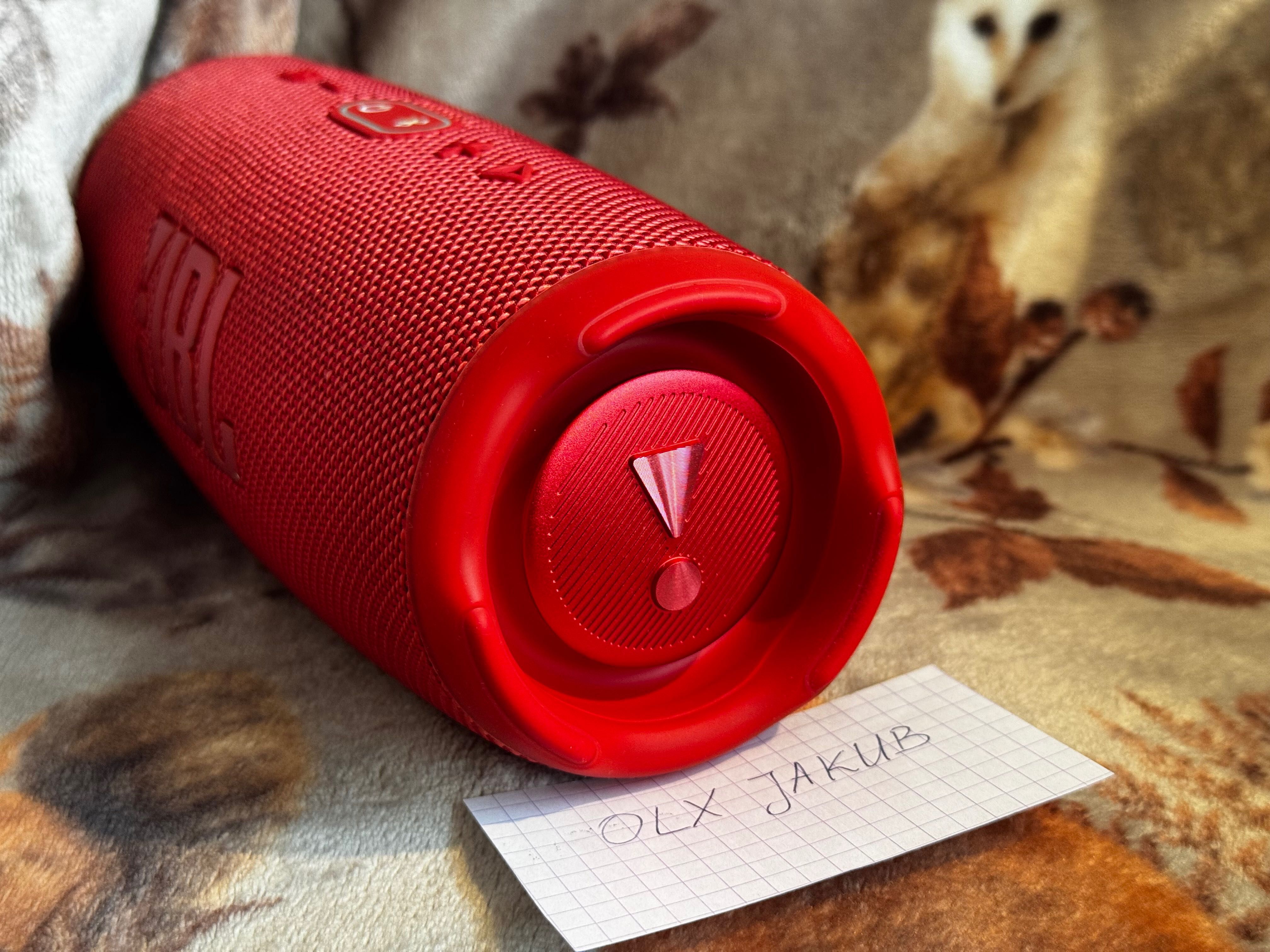 JBL Charge 5 _ RED _ 40W _ w ładnym stanie