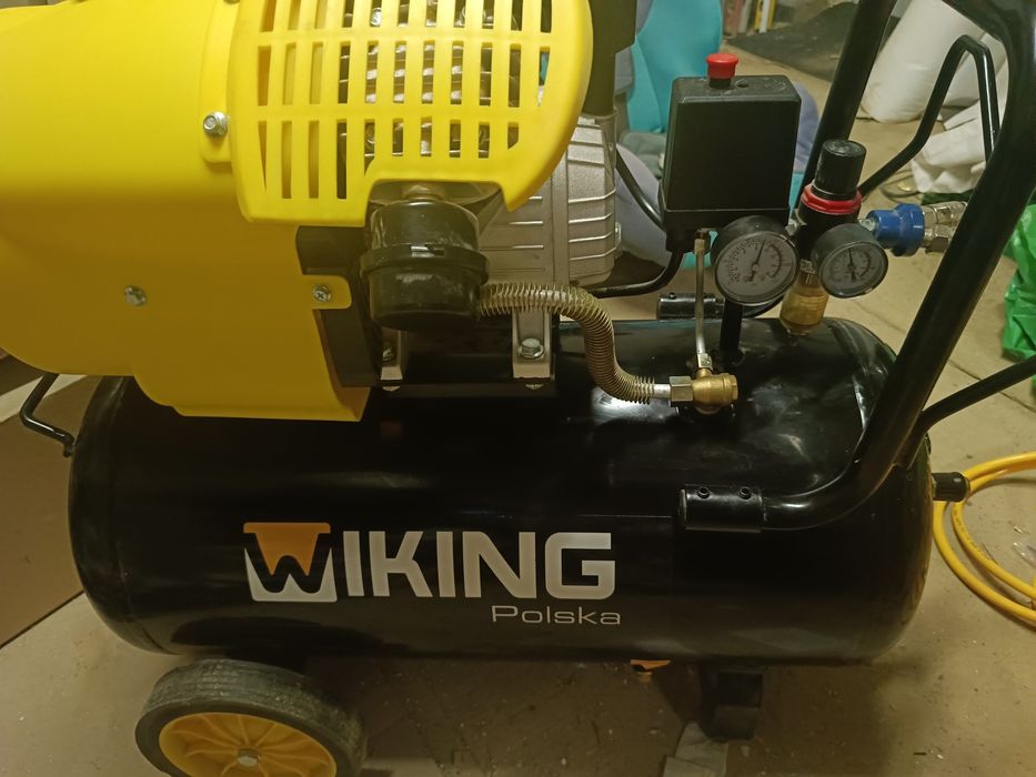 Kompresor dwutłokowy 50l 10bar 316l/min przewód 20m