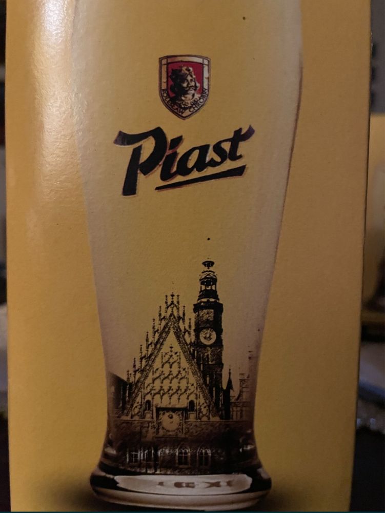 Szklanki PIAST z hologramem.