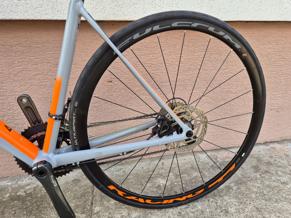 Rower szosowy Cube Attain Race disc, hydraulika, Shimano Tiagra