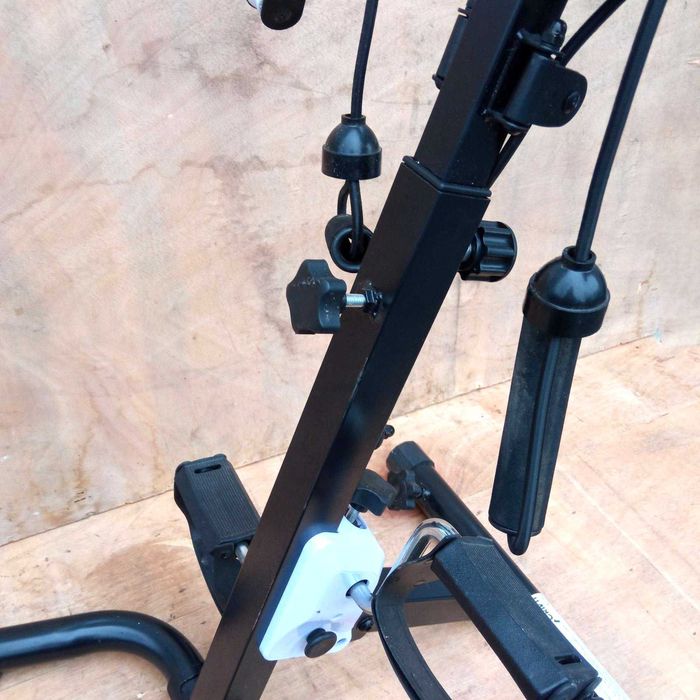 Велотренажер з еспандерами Crivit, з Європи