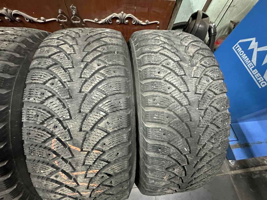 235-55 R17 Nokian Hakkapeliitta