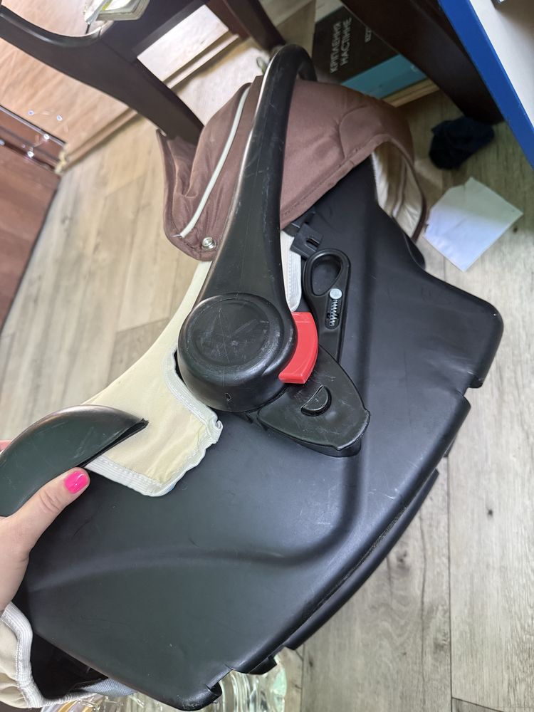 Продам автолюльку