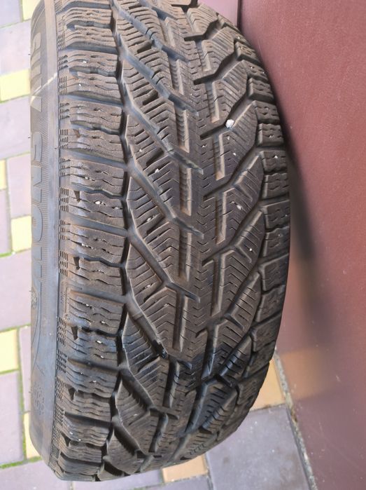 Комплект резины автомобильной Kormaran 225/60 r17 зимняя резина протек