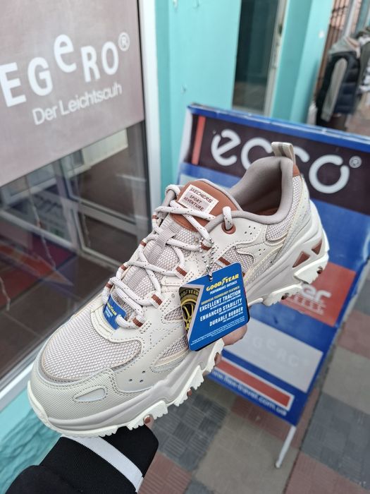 Skechers D'LITES Hiker демісезонні жіночі 36,37,40,41.