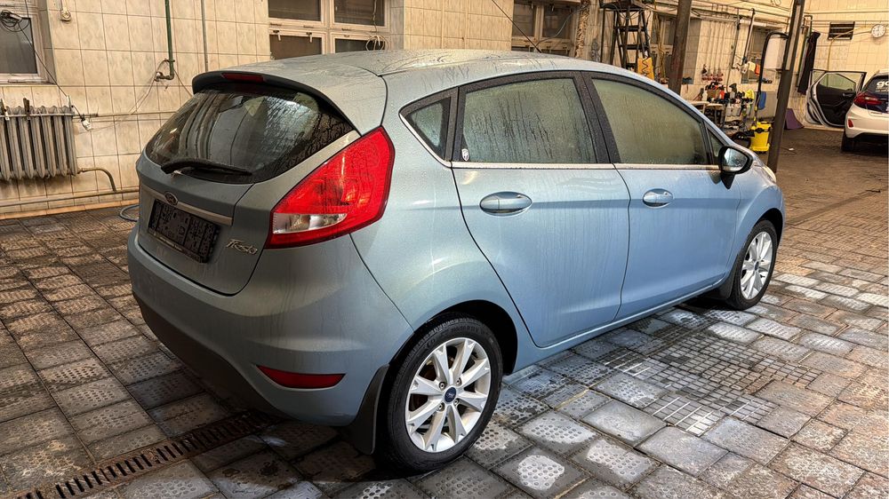 Ford Fiesta 1,4 benzyna GHIA * KLIMA * Alu * Serwisowany
