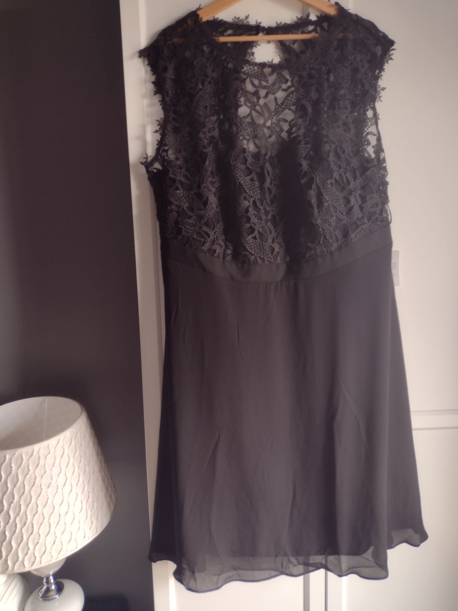 Nowa sukienka 48 50 czarna koronka szyfon wesele komunia elegancka