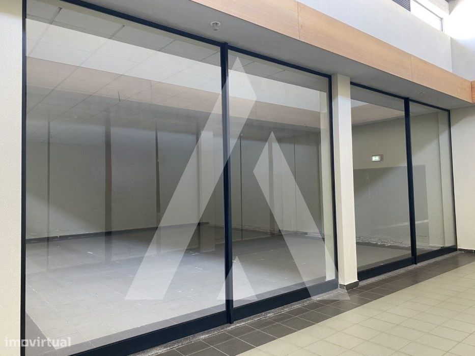 Loja em Albergaria-a-Velha