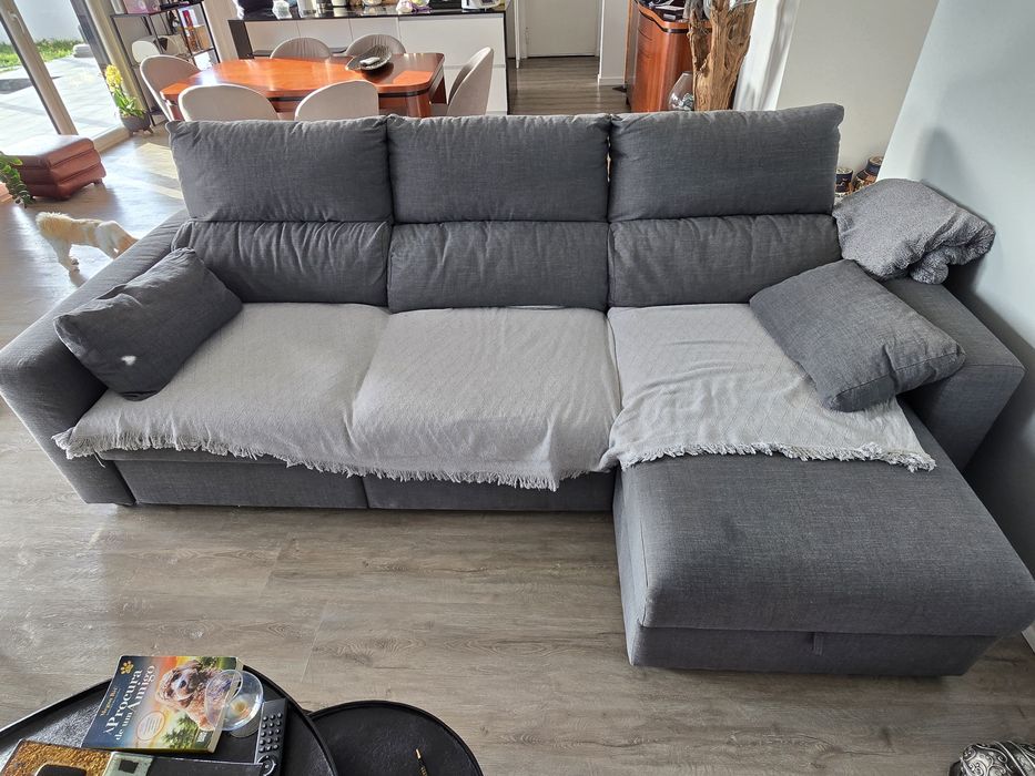 Sofá Triplo com Chaise Longue