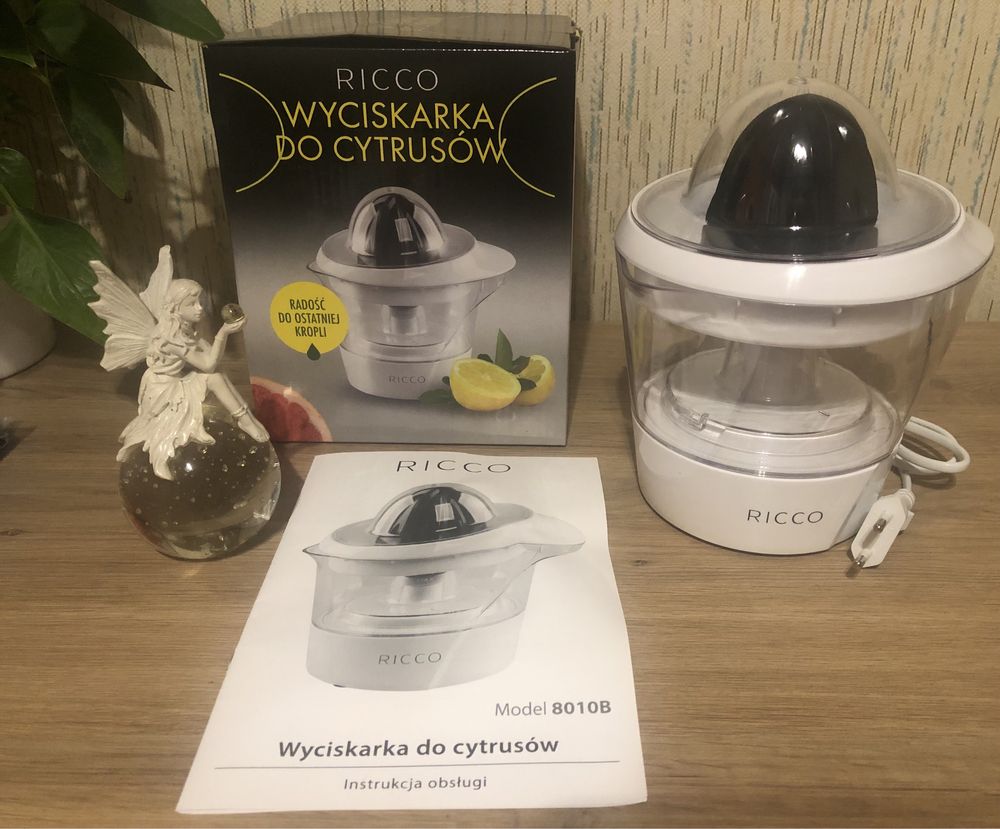 Elektryczna wyciskarka do cytrusów - NOWA