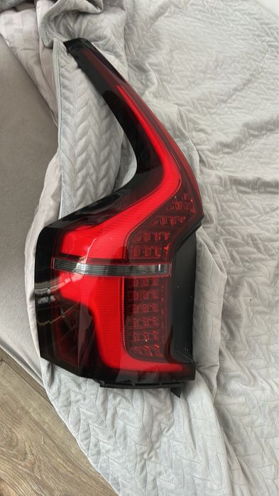 Фонар задній лівий Volvo CX 90