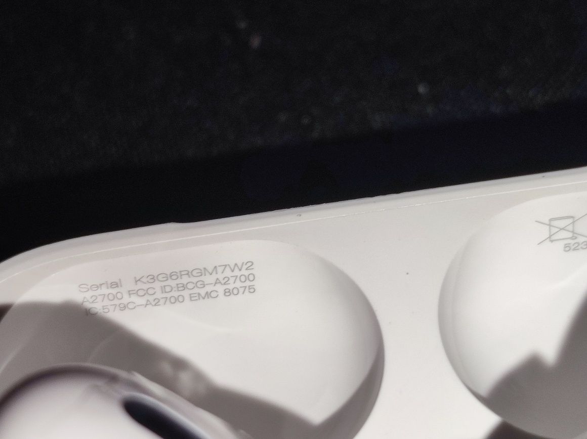 Air pods 2pro Apple białe słuchawki