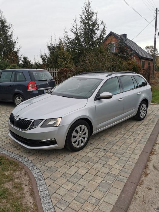 Skoda octavia 1.6tdi dsg duża navi