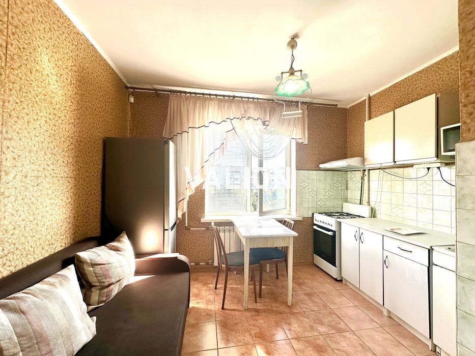 Продаж 1к.квартири пр.Василя Порика 14-Б,Виноградар