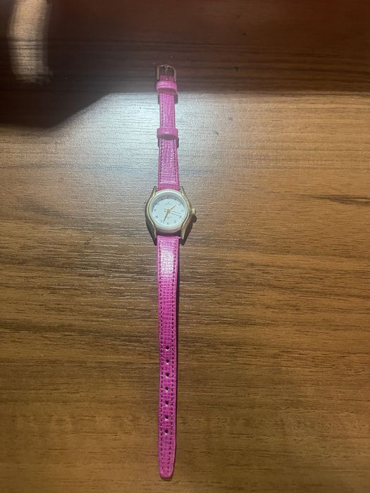 Stary zegarek retro Perfect z różowym paskiem