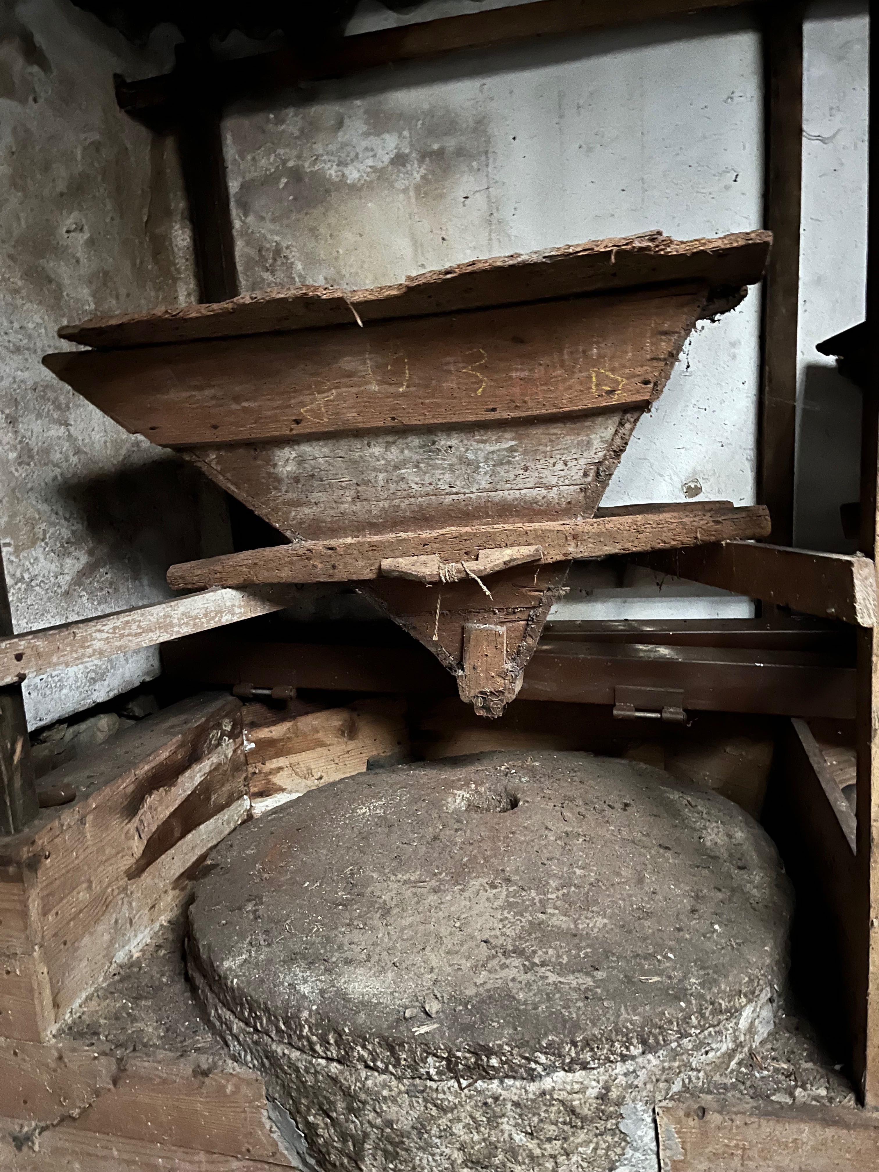 Mós de moinhos de água originais