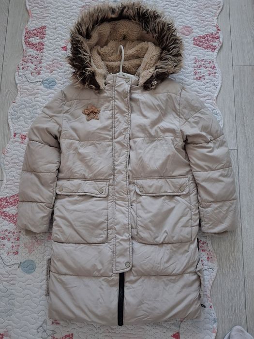 р.134/8 років Лот одягу для дівчинки зимова тепла куртка светри блузи