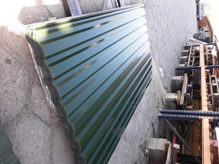 Blacha trapezowa T 18E Szara  gat II  RAL 9006 0,5mm brutto 1m2  24,99
