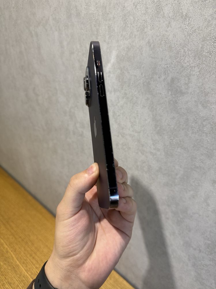 iPhone 14 Pro max 256 GB e-sim