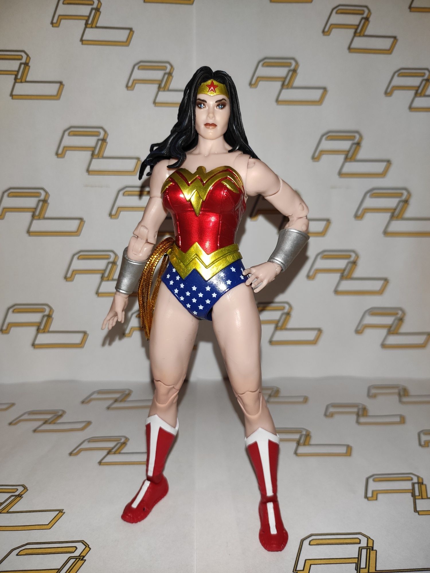 Фігурка Wonder Woman / Оригінал / DC Multiverse / McFarlane Toys