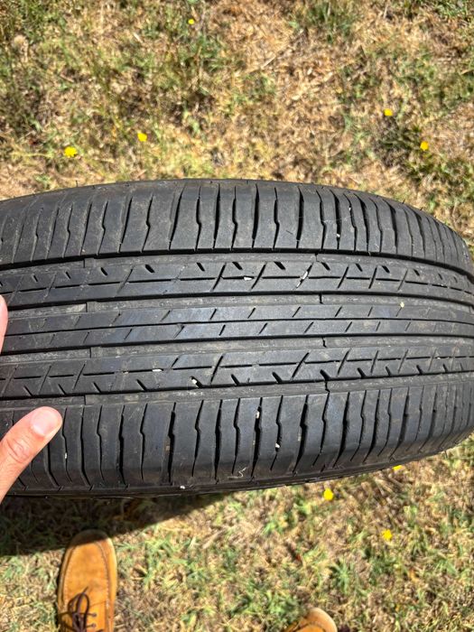 Conjunto de jantes e pneus 7x17 5x114.3