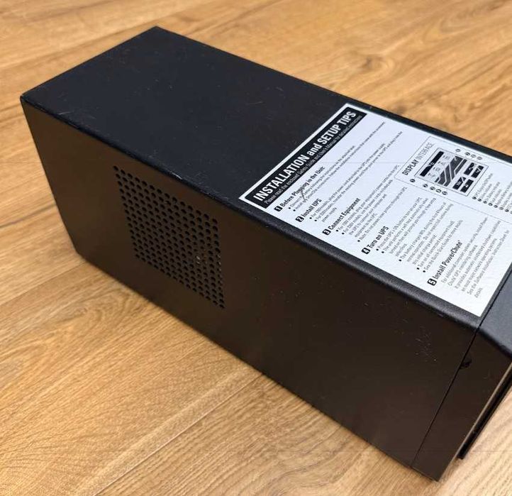 APC UPS 750VA smt750i