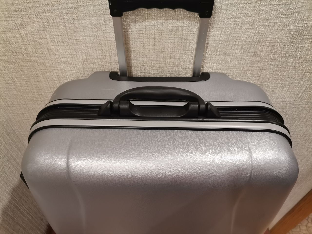 Dario 69см валіза середня чемодан средний купить в Украине