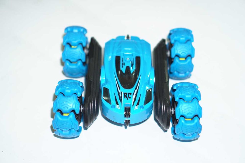 Управление жестами ! Машинка перевёртыш Stunt Car +Пульт на руку