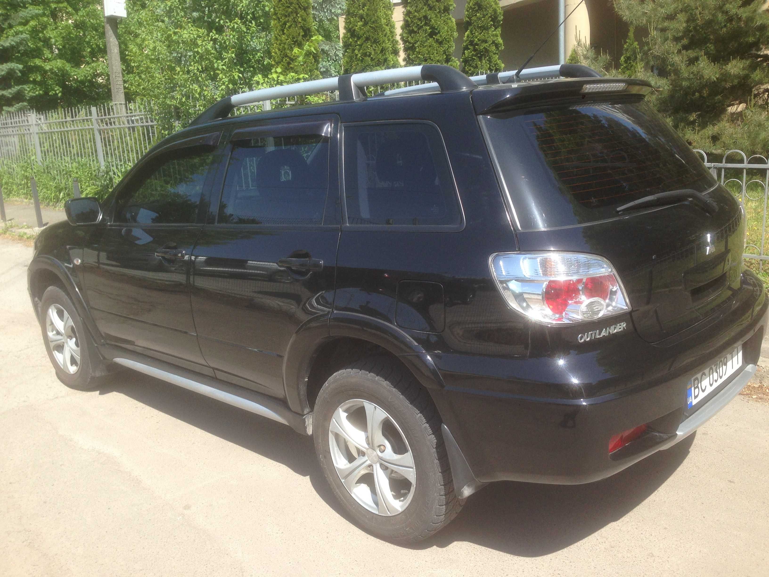 Mitsubishi Outlander 2008р 2.4 автомат шкiра газ- бензин.Без вкладень!