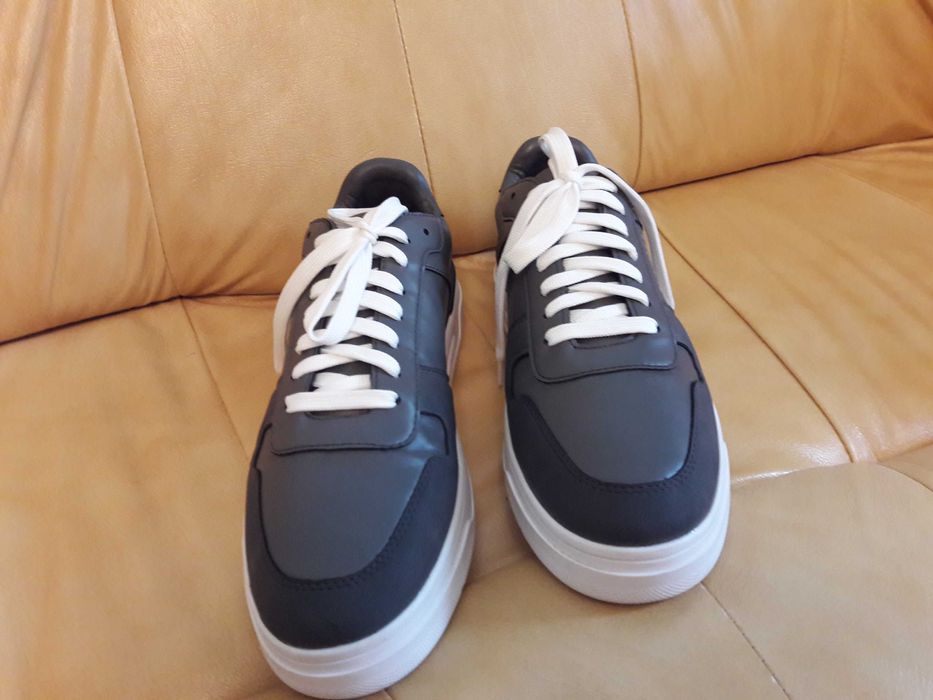 Buty RIVER ISLAND roz. 43(9) wkł. 27,8 cm.