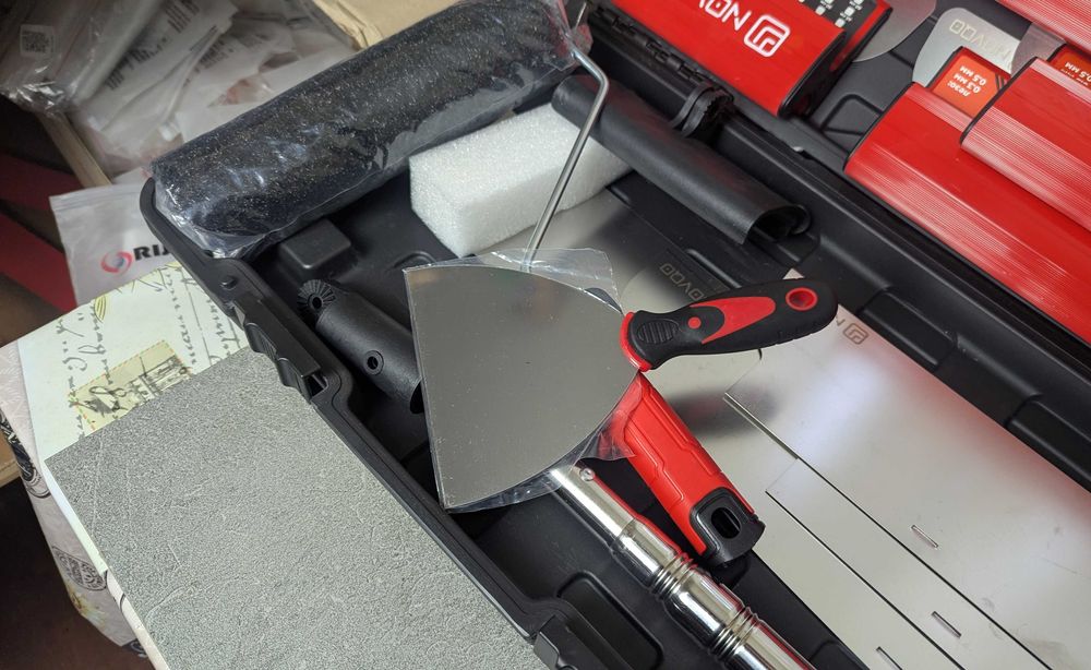 Шпателя для механічного нанесення NOVQO FINISH PRO лезо 0,3 + 0,5мм