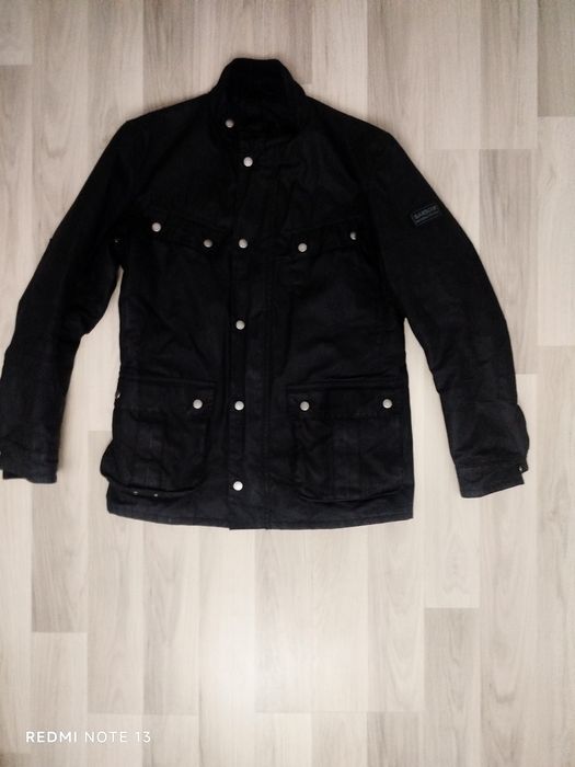 Куртка BARBOUR  вошчанаIваксовая розмір М